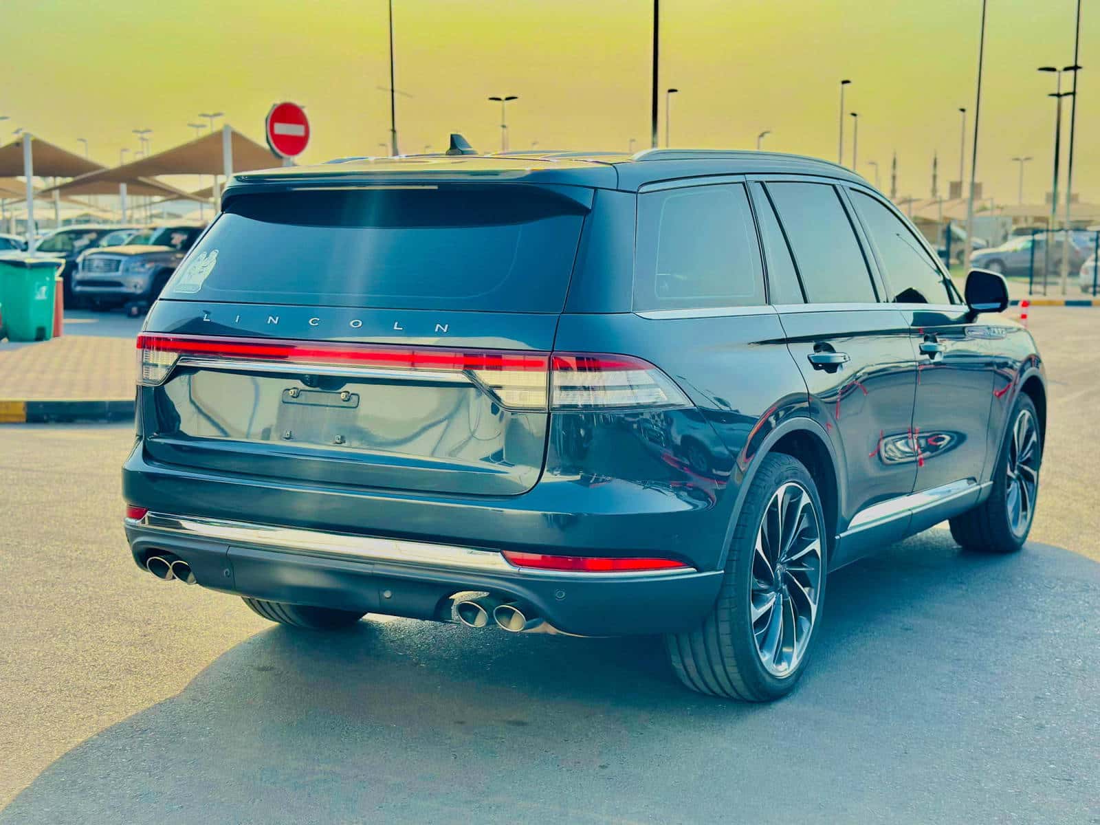 LINCOLN AVIATOR - Exterior
