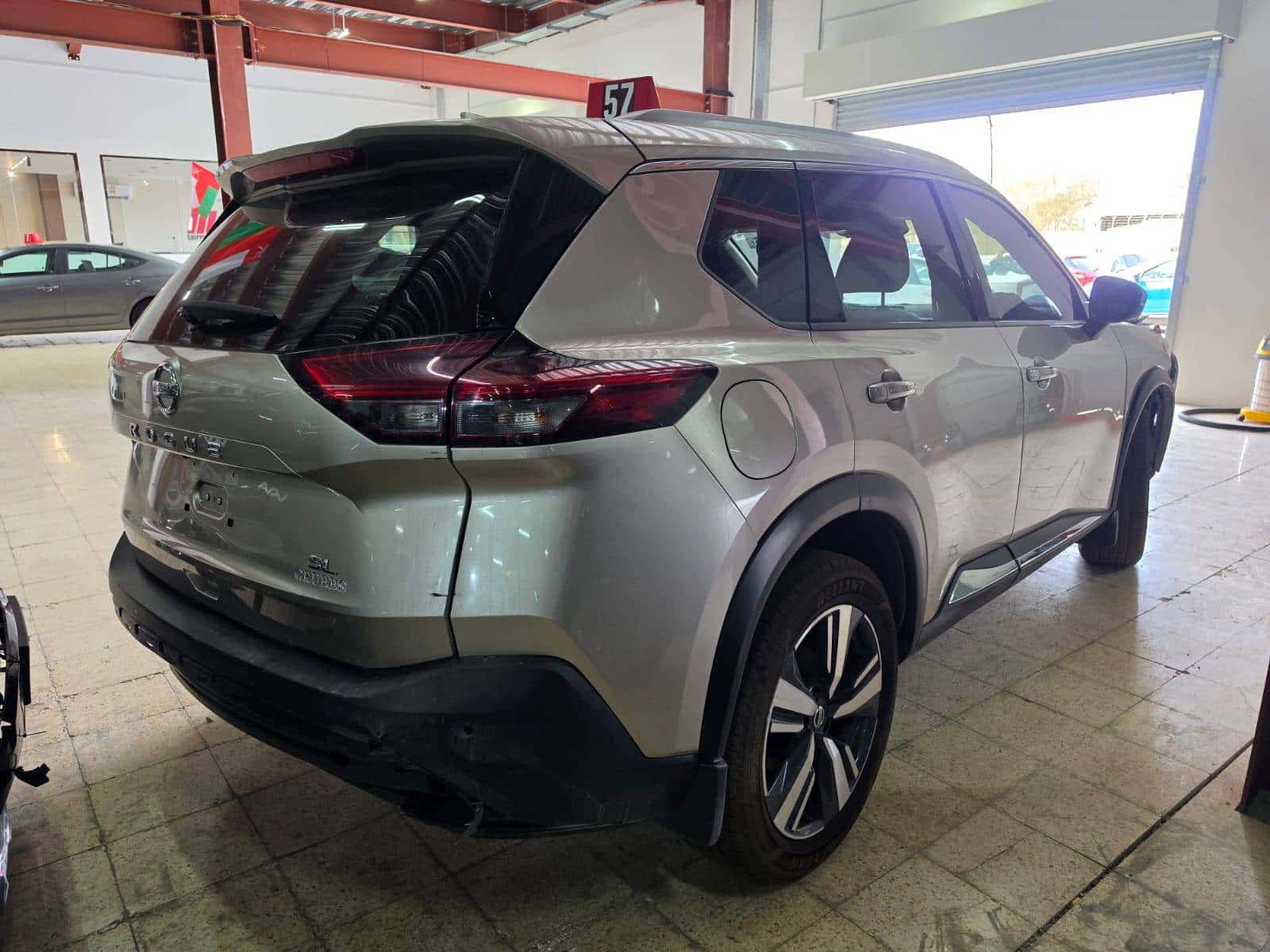 Nissan Rogue 2021 thumbnail 4