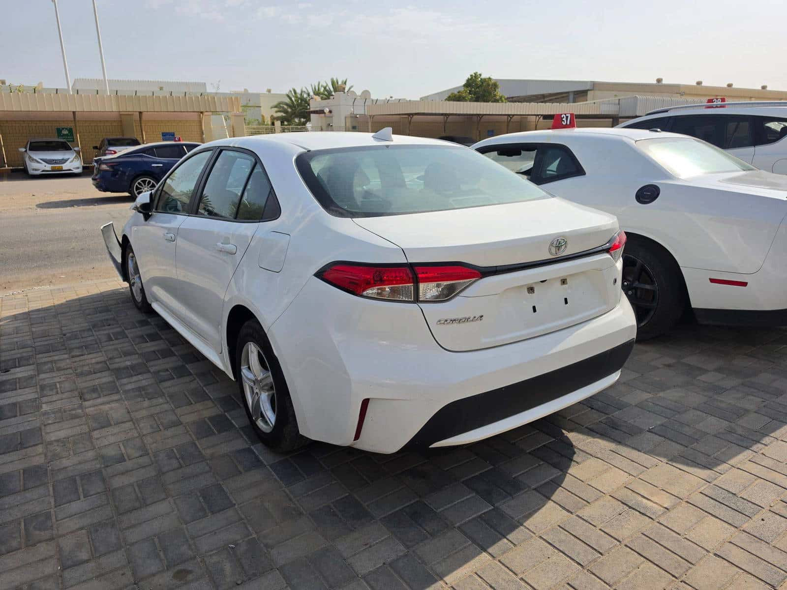 TOYOTA COROLLA 2021 thumbnail 4