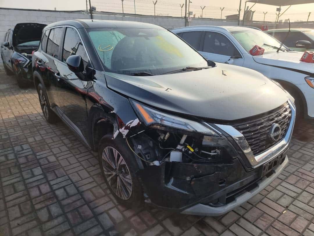 NISSAN ROGUE - Exterior