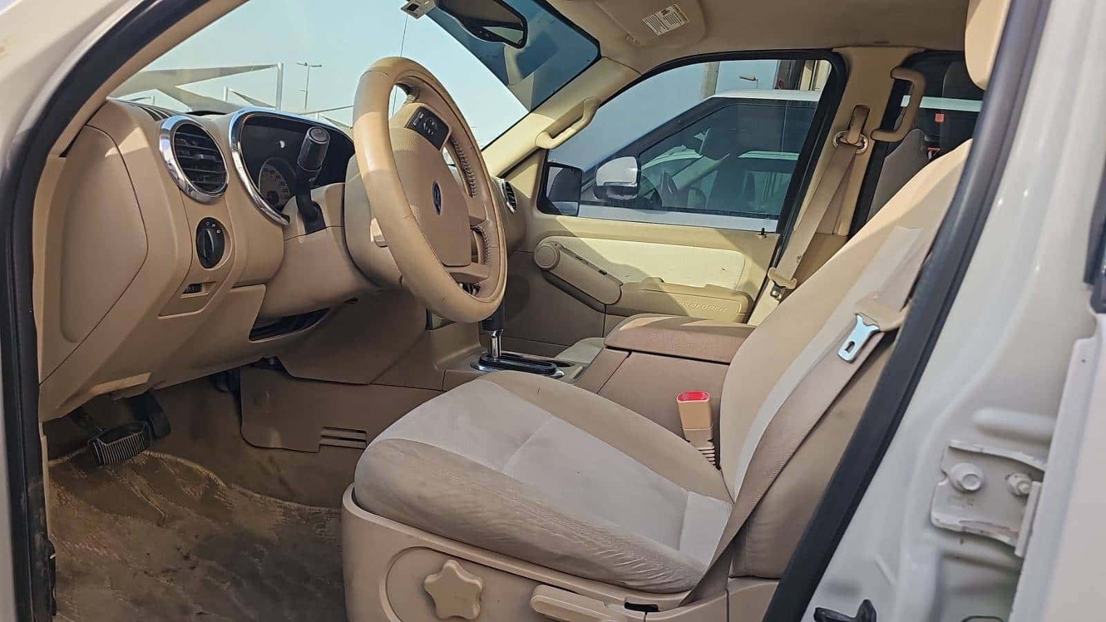 FORD EXPLORER - Exterior