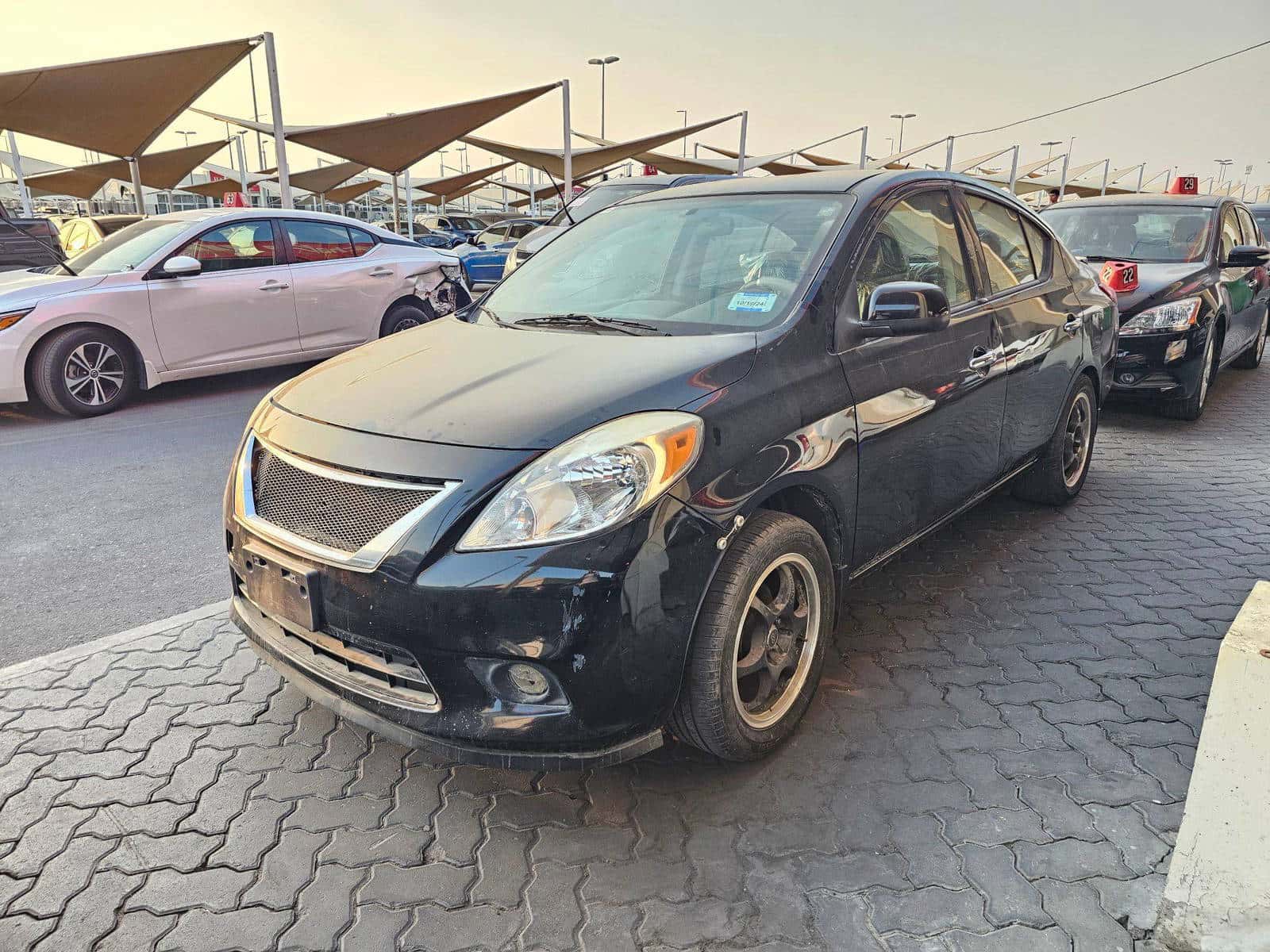 NISSAN VERSA 2014 thumbnail 4