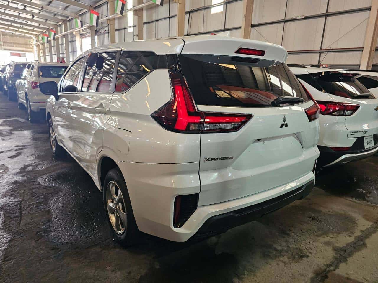 MITSUBISHI Xpander 2024 thumbnail 4