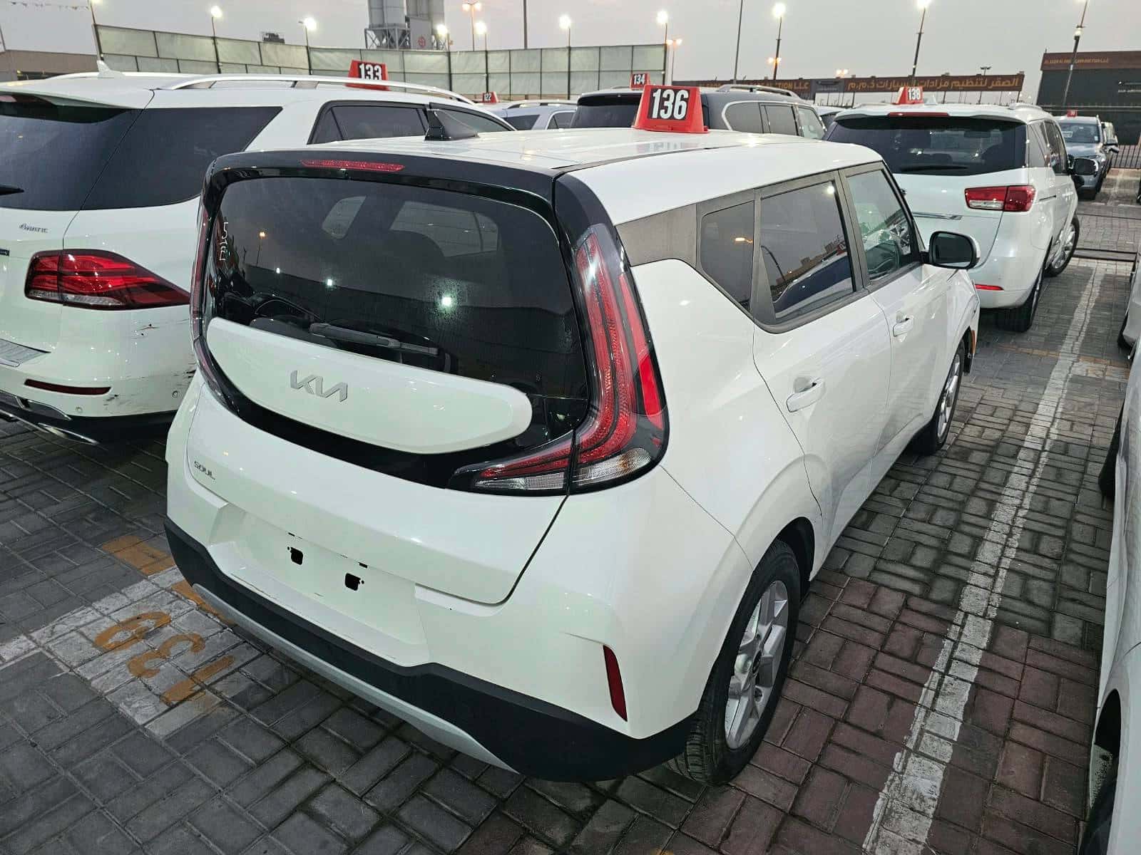 Kia Soul 2023 thumbnail 3