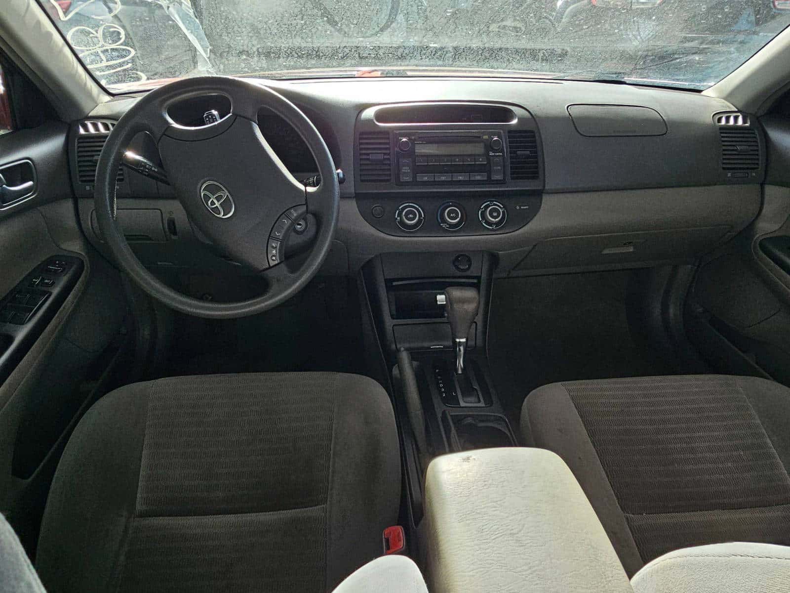 TOYOTA CAMRY - Exterior