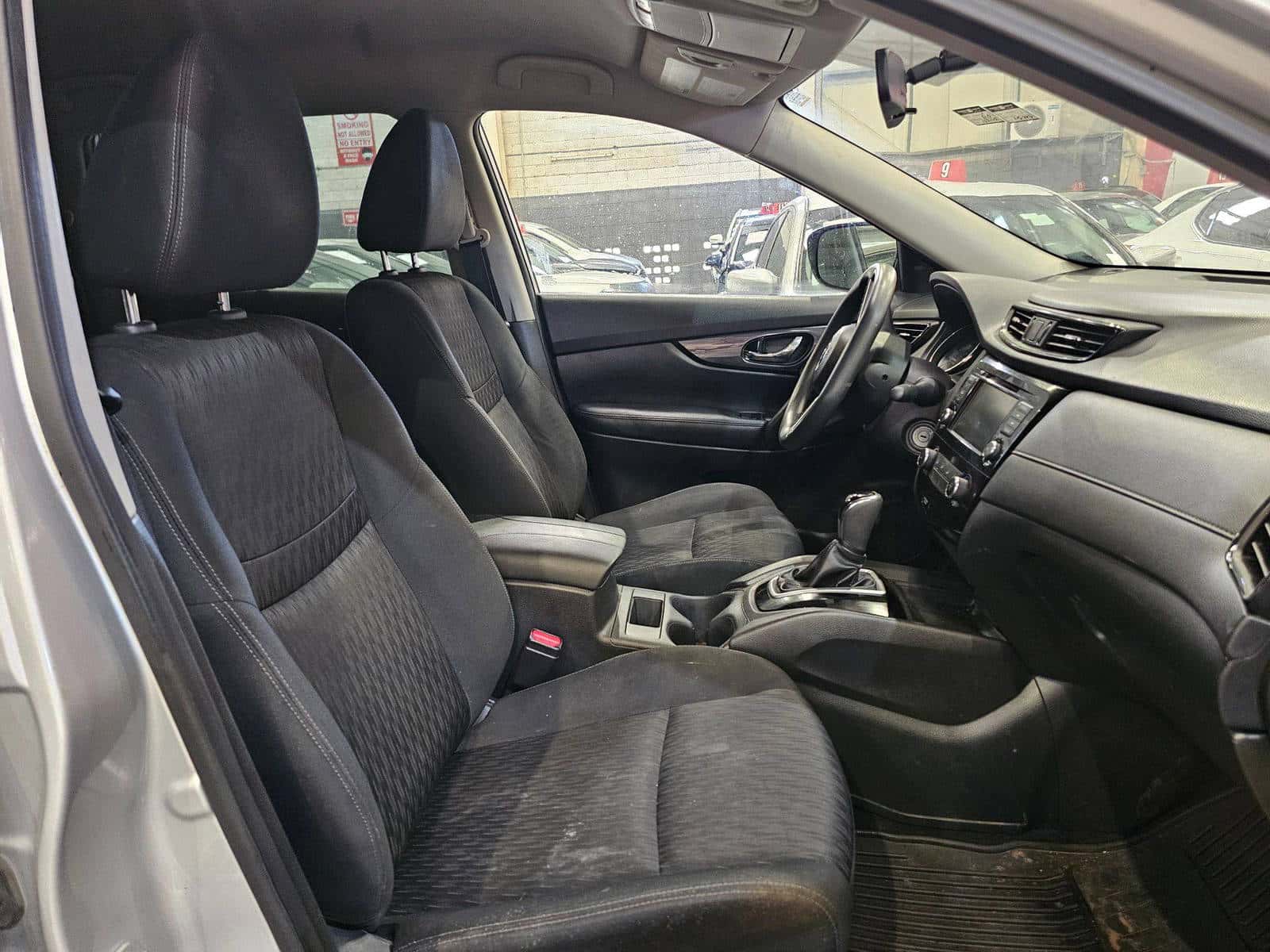 NISSAN ROGUE 2018 thumbnail 6