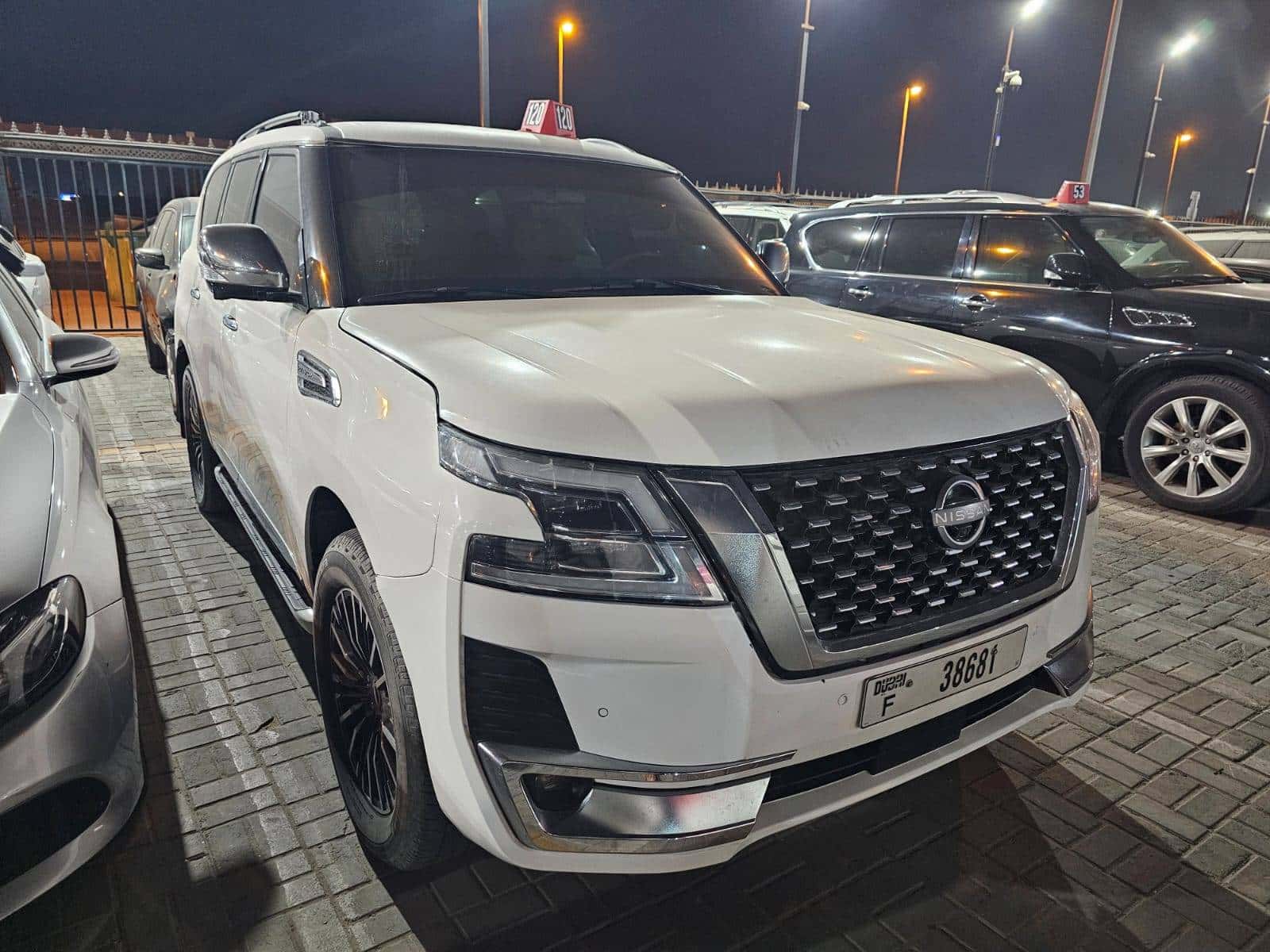 Nissan PATROL 2014 thumbnail 1