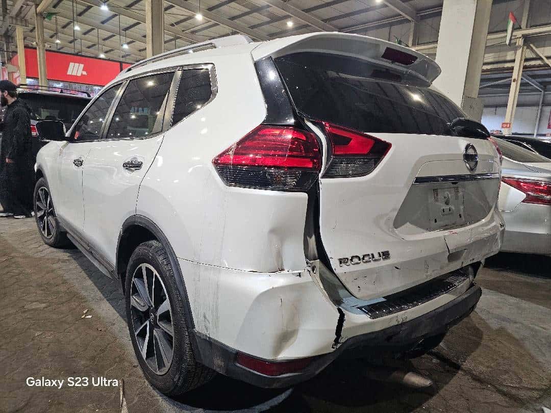 Nissan Rogue 2017 thumbnail 1