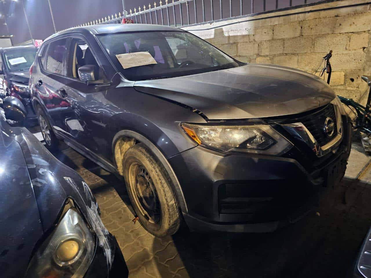 Nissan Rogue 2017 thumbnail 2