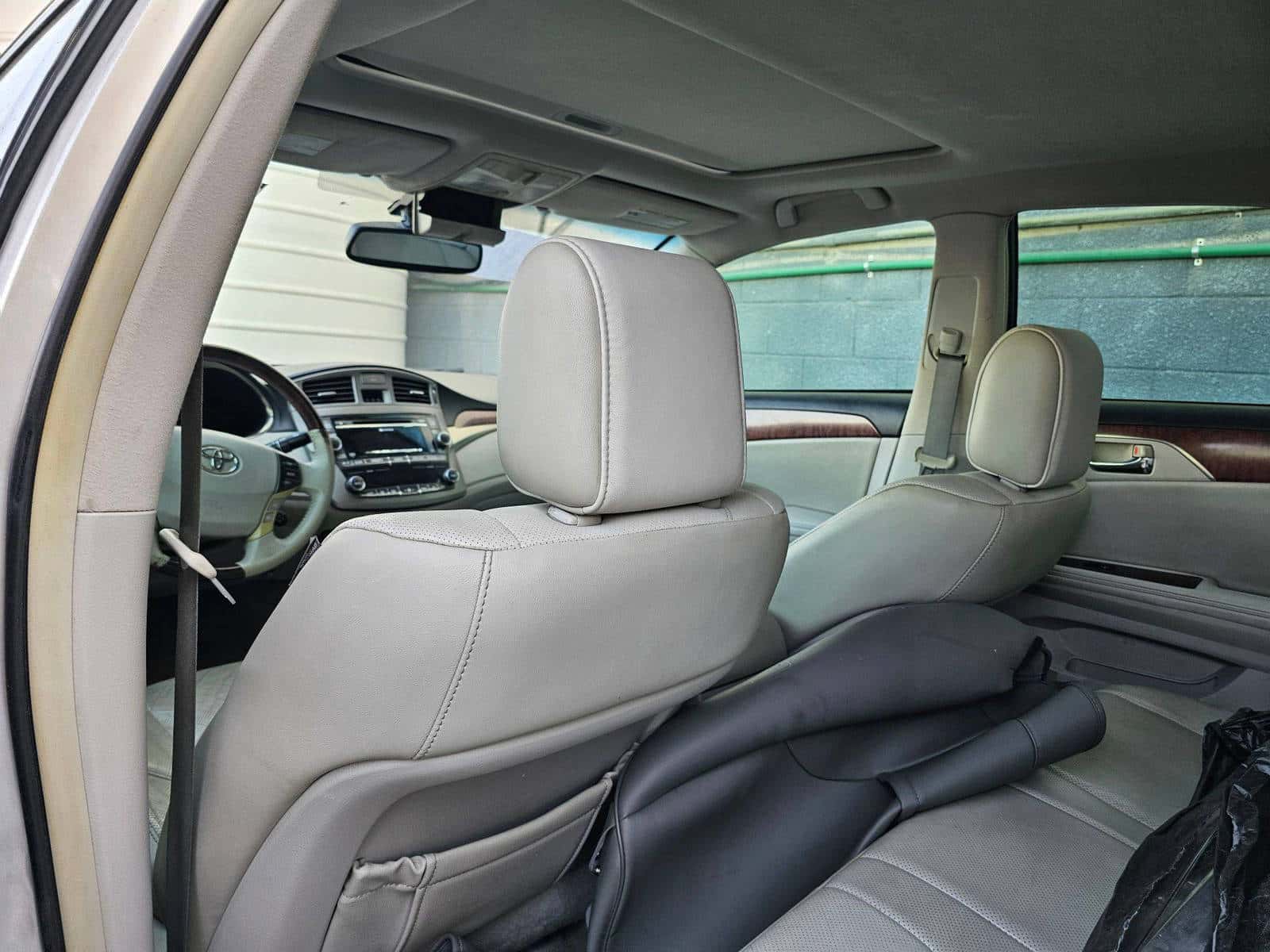 TOYOTA AVALON 2012 thumbnail 6