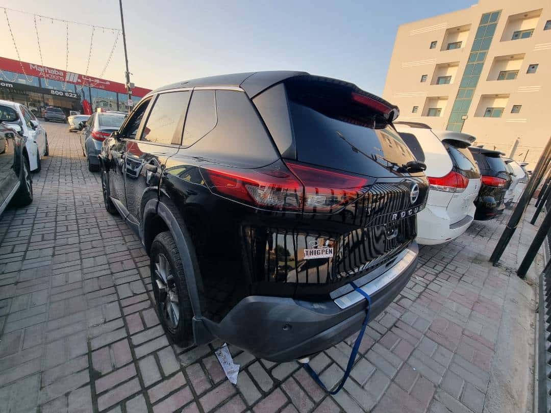 NISSAN ROGUE - Exterior