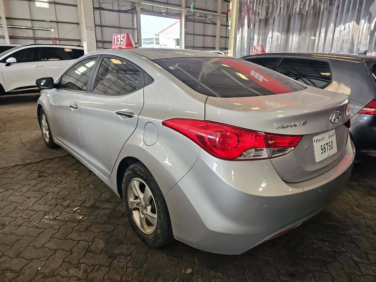 Hyundai AVANTE 2011 thumbnail 4
