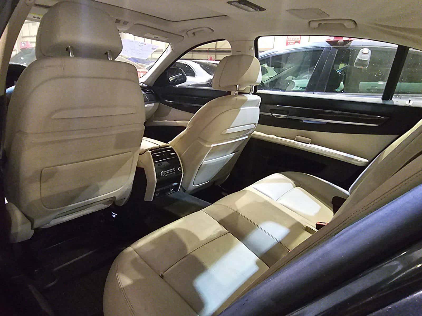 BMW 740 I 2014 thumbnail 6