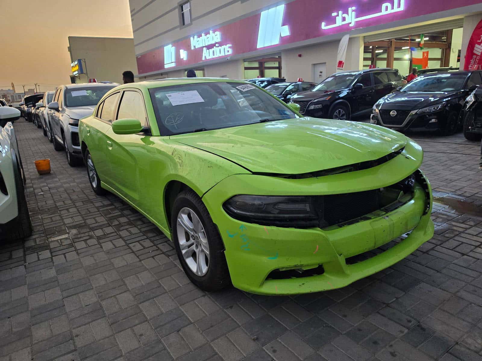 DODGE CHARGER 2019 thumbnail 3