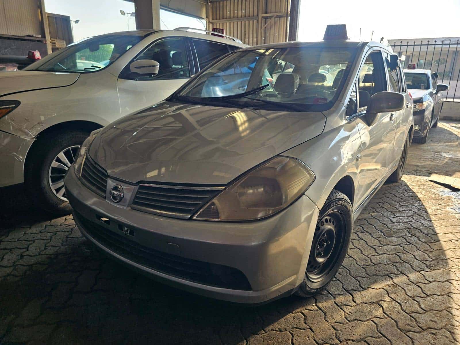 Nissan TIDA 2007 thumbnail 2