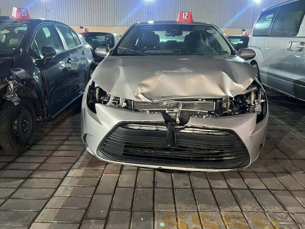 Toyota Corolla 2024 thumbnail 2