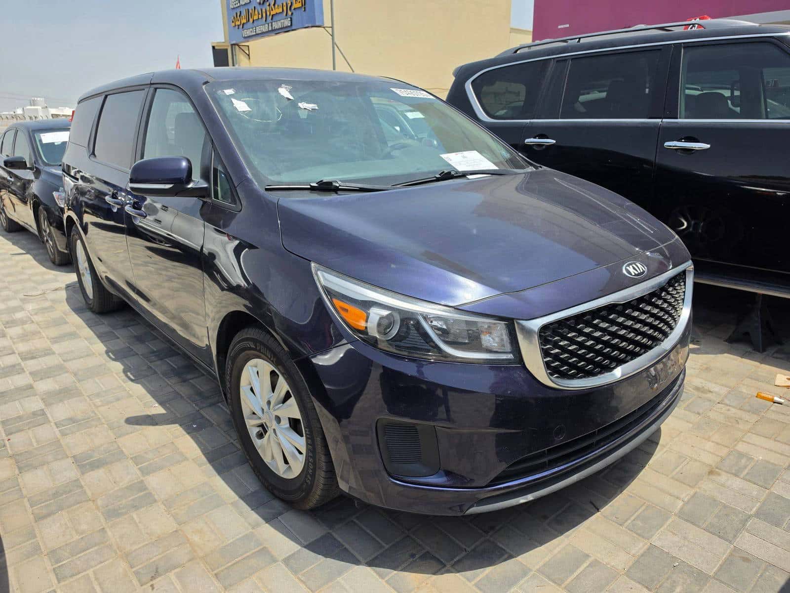 KIA SEDONA 2018 thumbnail 3