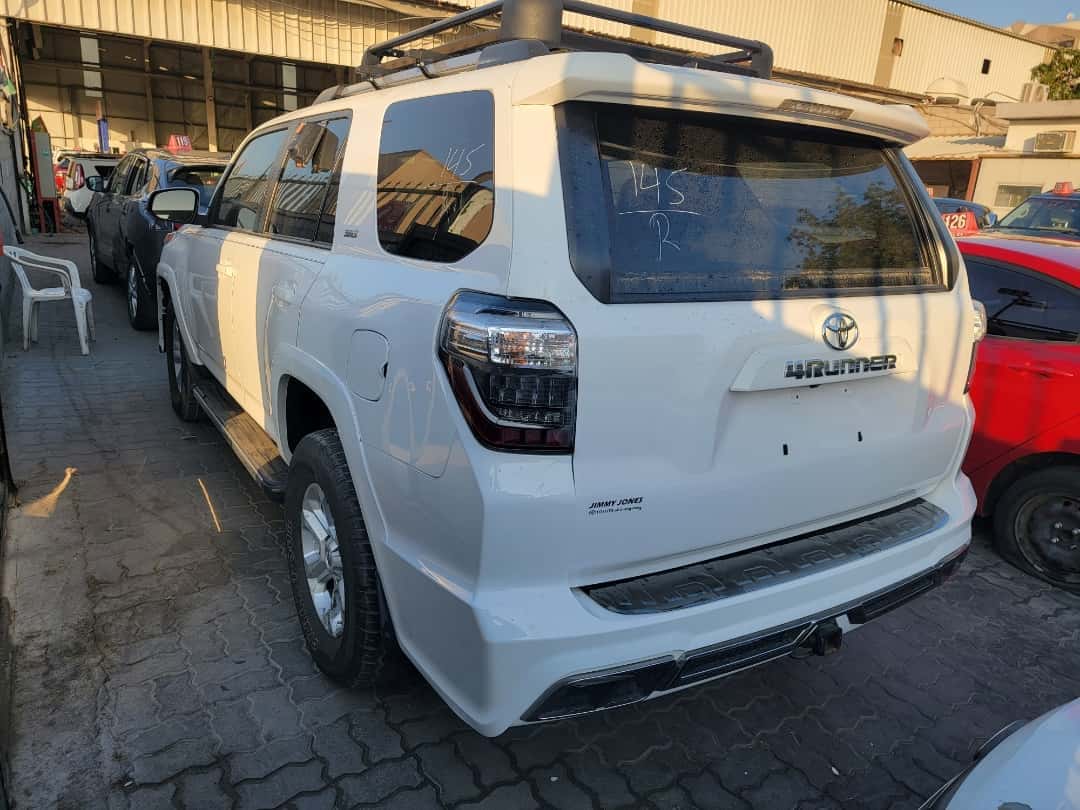 TOYOTA 4RUNNER - Exterior