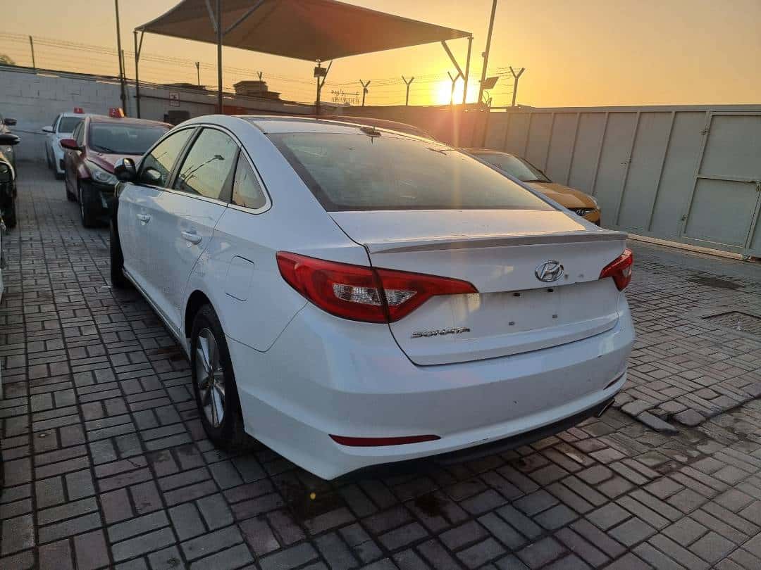 HYUNDAI SONATA - Exterior