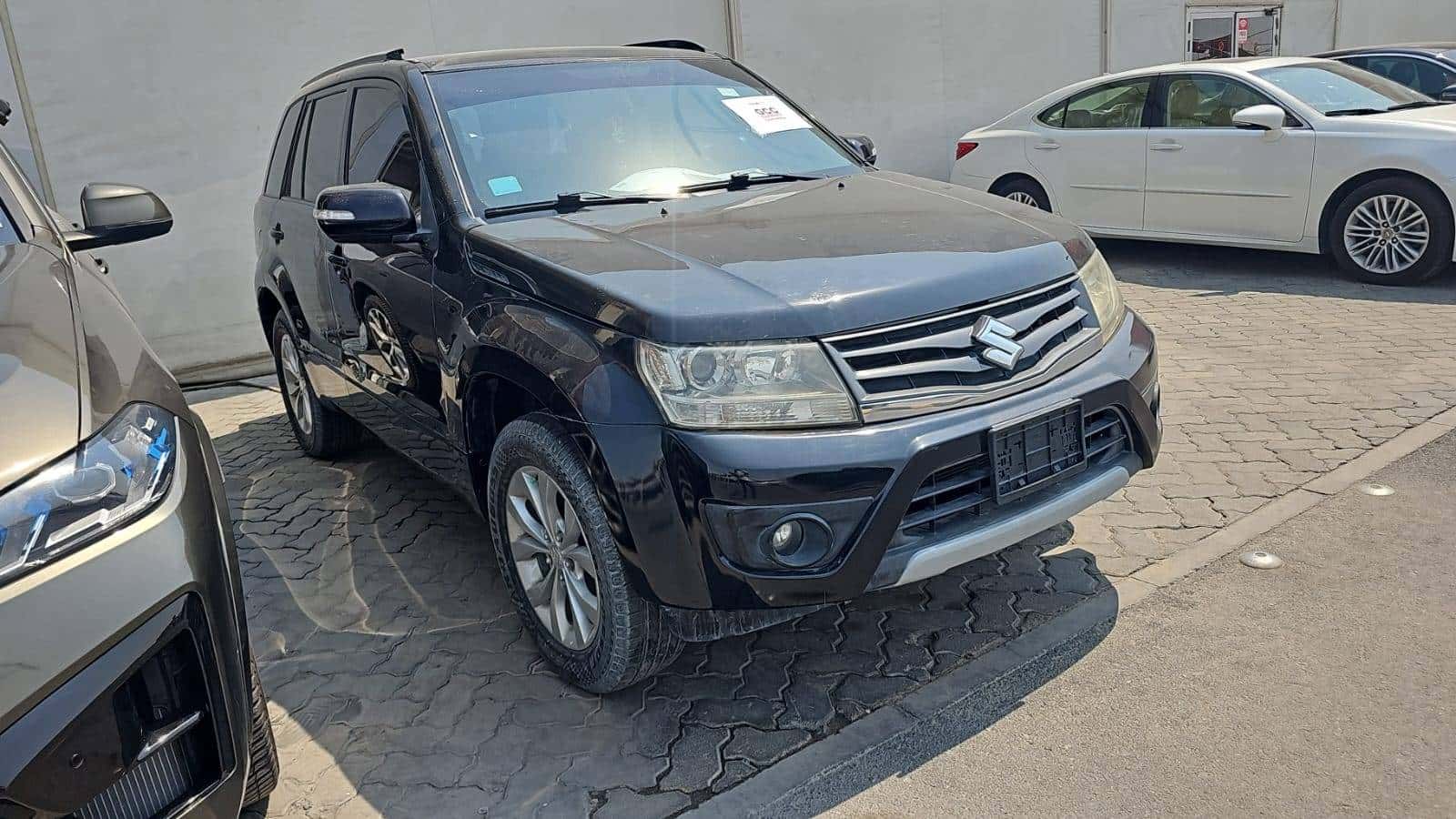 Suzuki Grand Vitara 2015 thumbnail 3