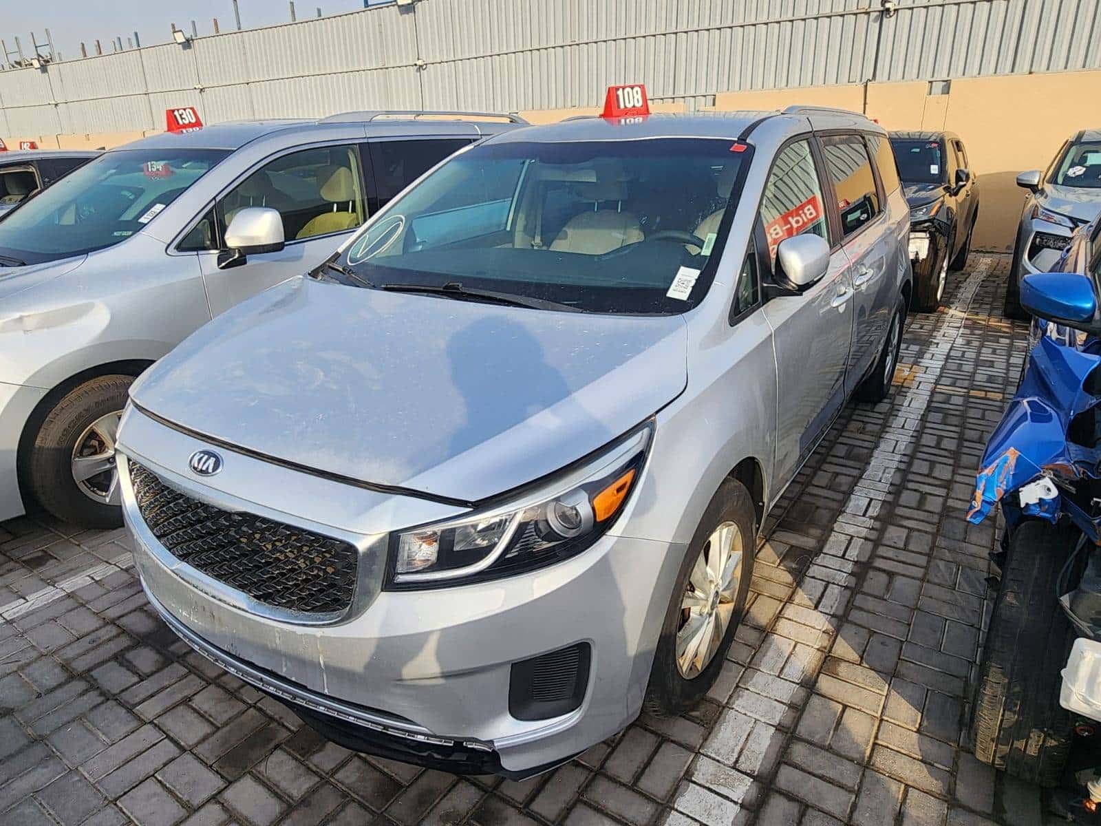 KIA SEDONA 2016 thumbnail 2