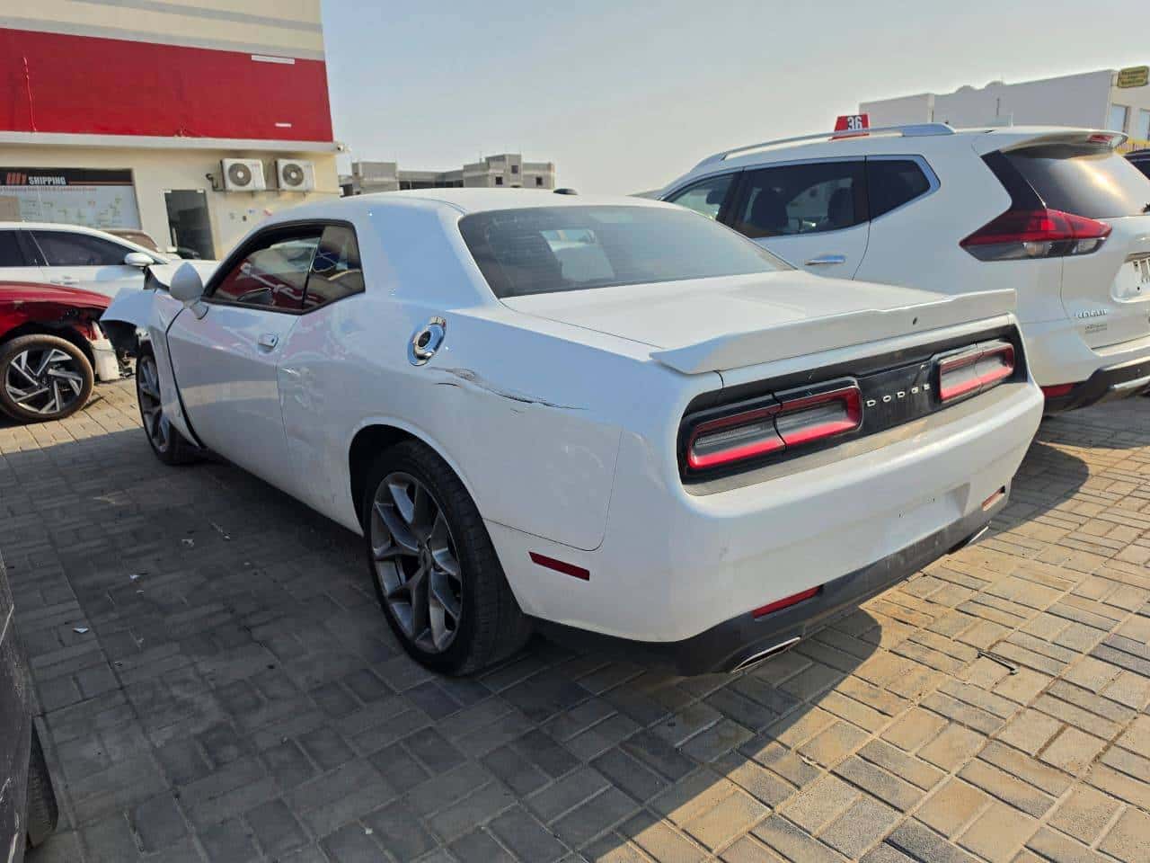 Dodge CHALLENGER 2022 thumbnail 4