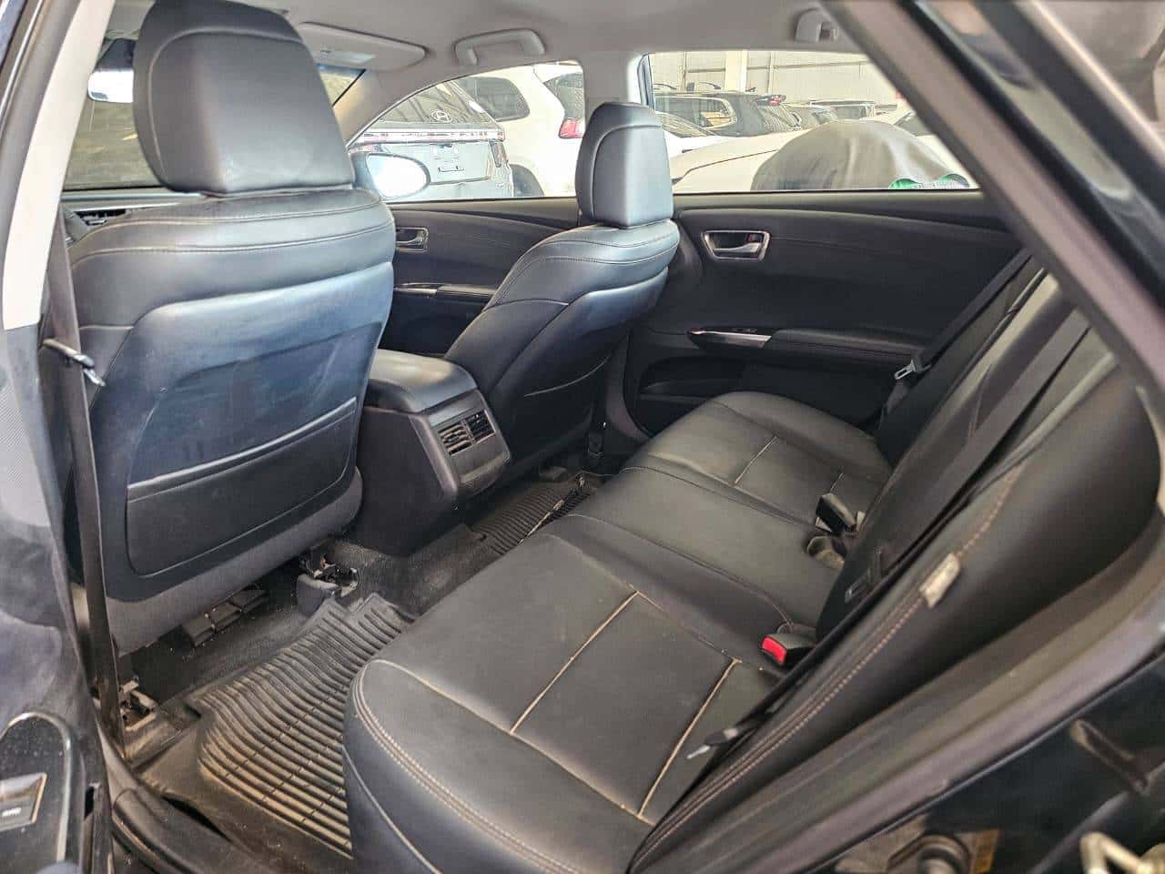 Toyota Avalon 2018 thumbnail 6
