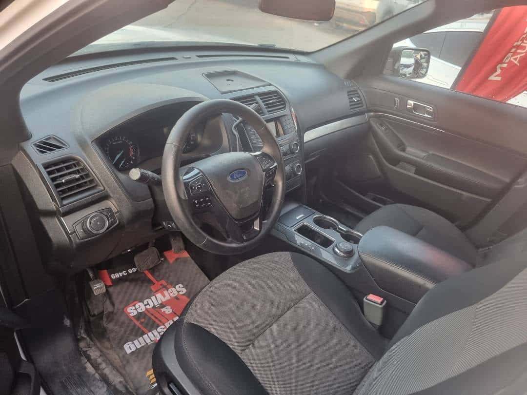 Ford EXPLORER 2018 thumbnail 5