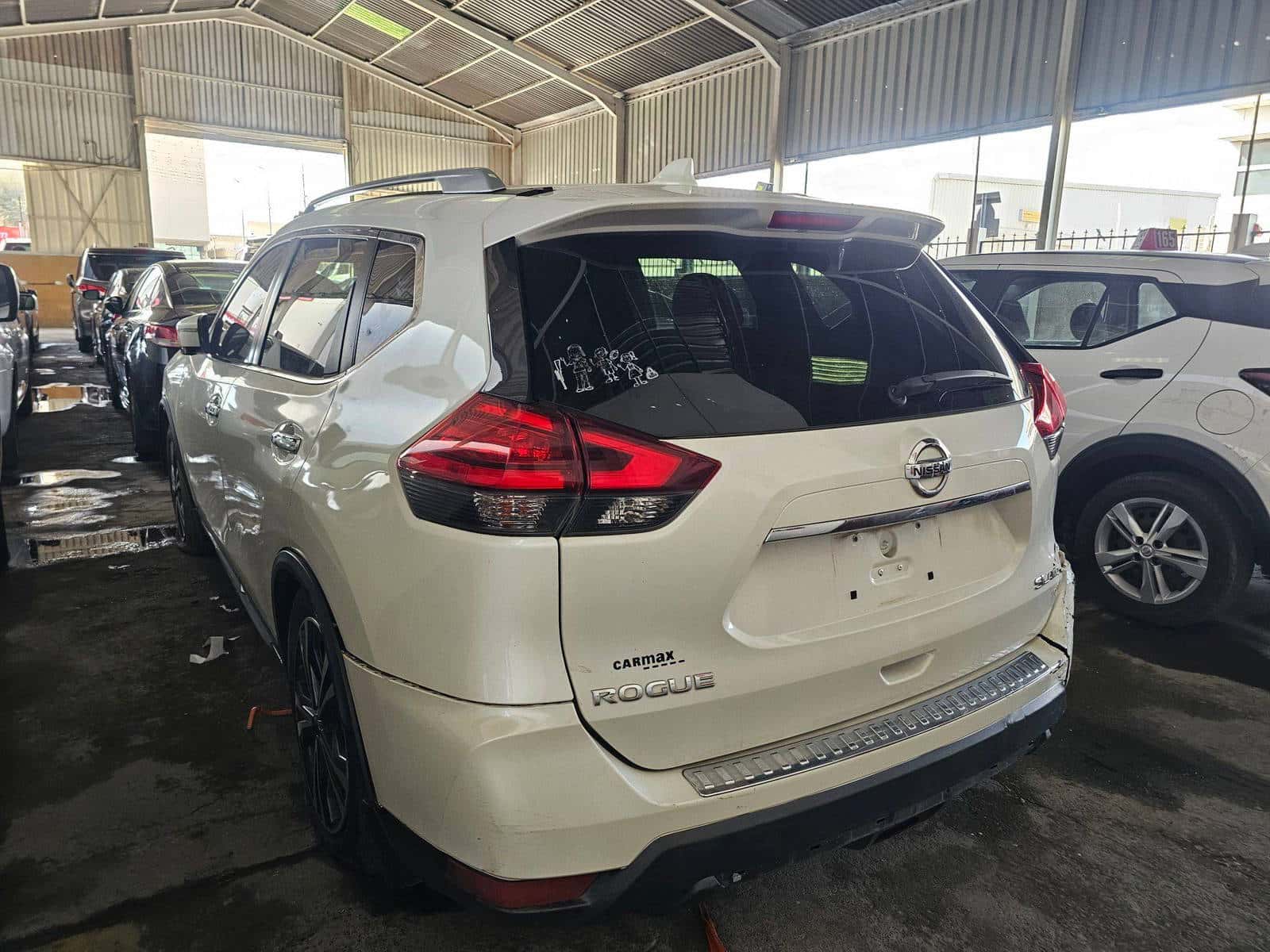 NISSAN ROGUE - Exterior