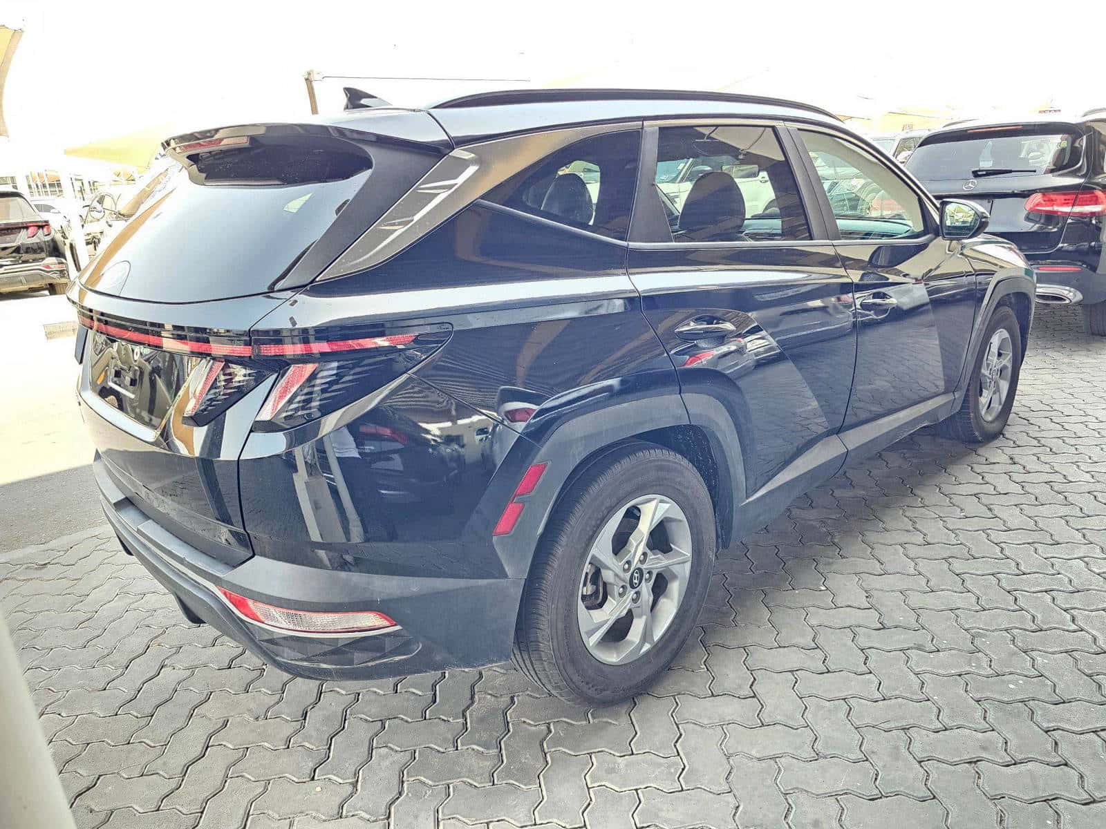 HYUNDAI TUCSON 2022 thumbnail 3