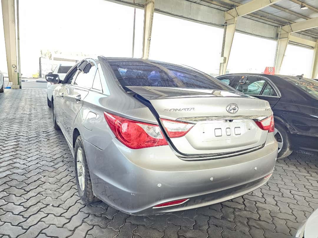 HYUNDAI SONATA - Exterior