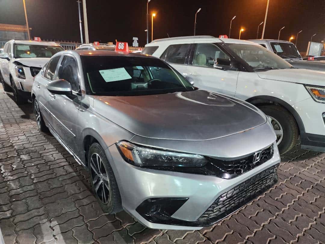 Honda Civic 2023 thumbnail 1