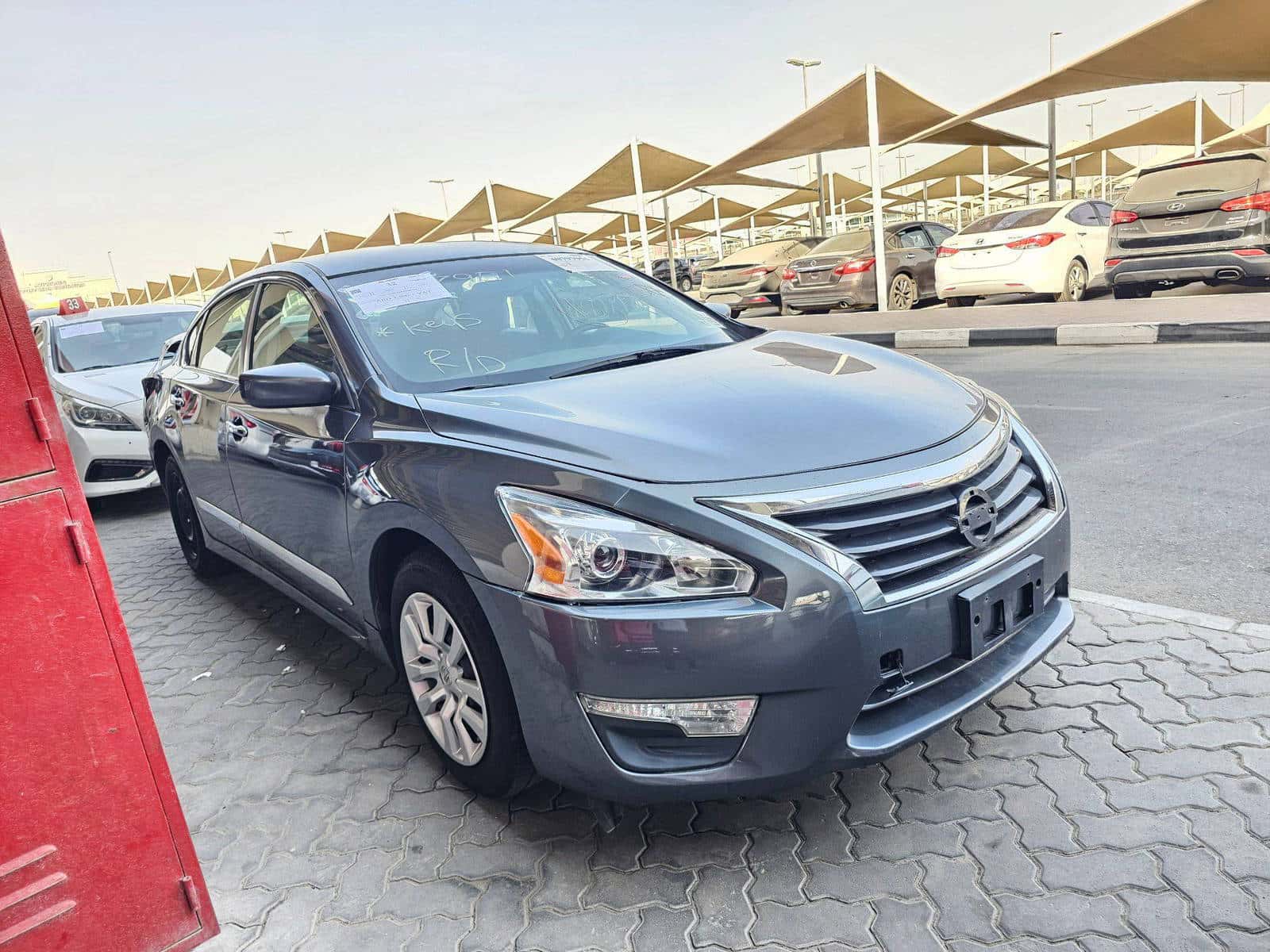 NISSAN ALTIMA - Exterior