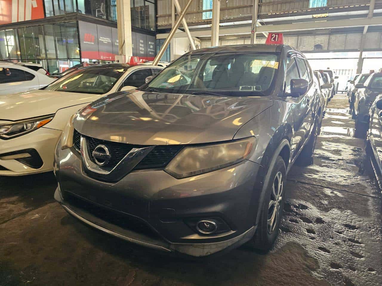 Nissan Rogue 2015 thumbnail 3