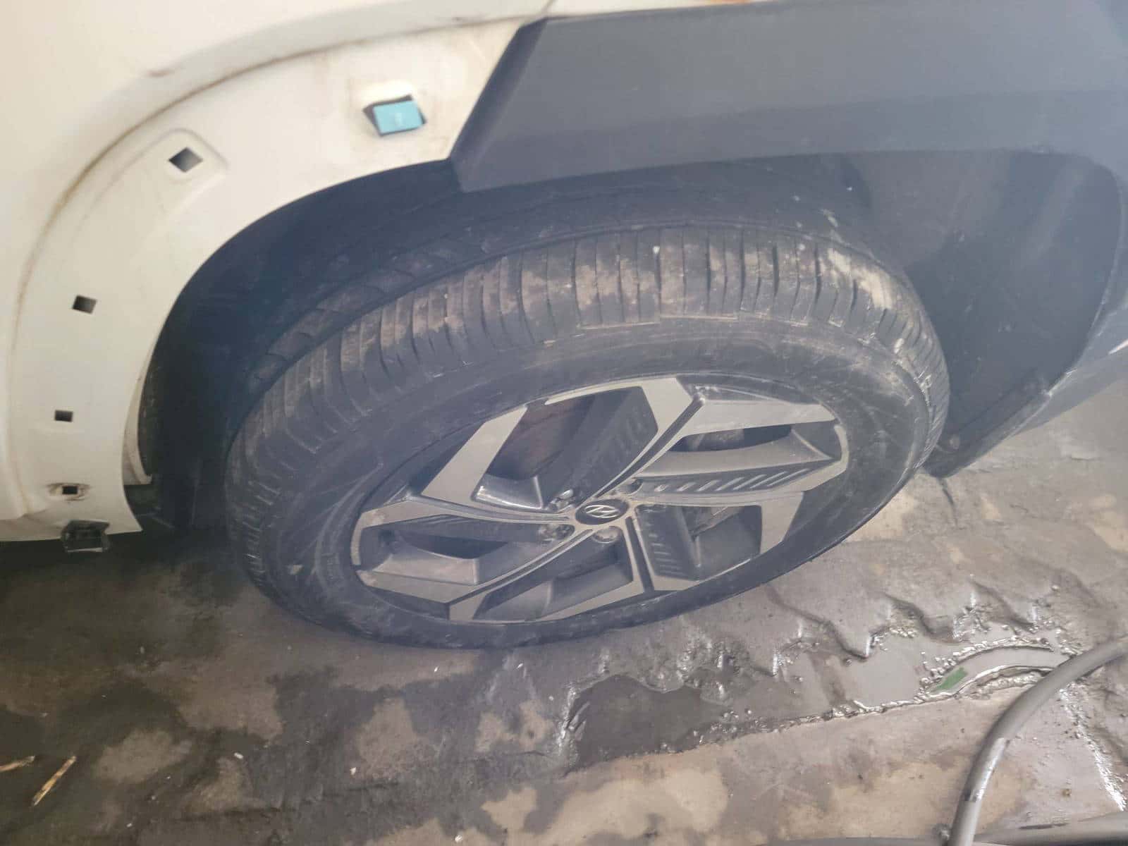 HYUNDAI TUCSON 2023 thumbnail 5