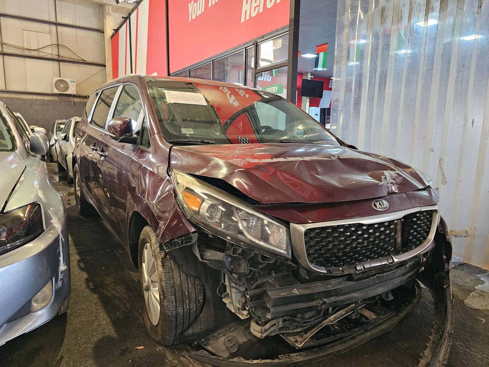KIA SEDONA 2017 thumbnail 5