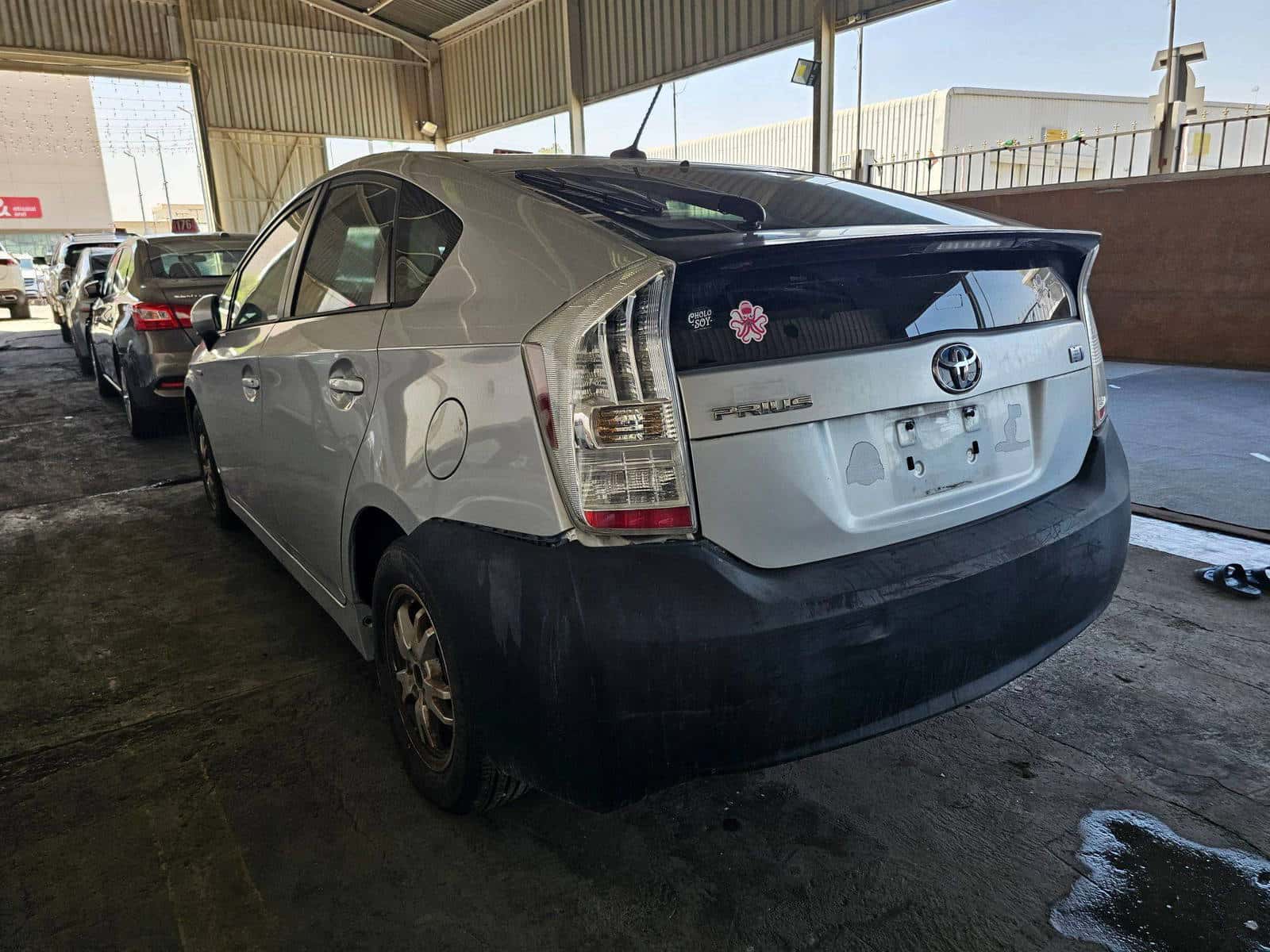 TOYOTA PRIUS 2011 thumbnail 2