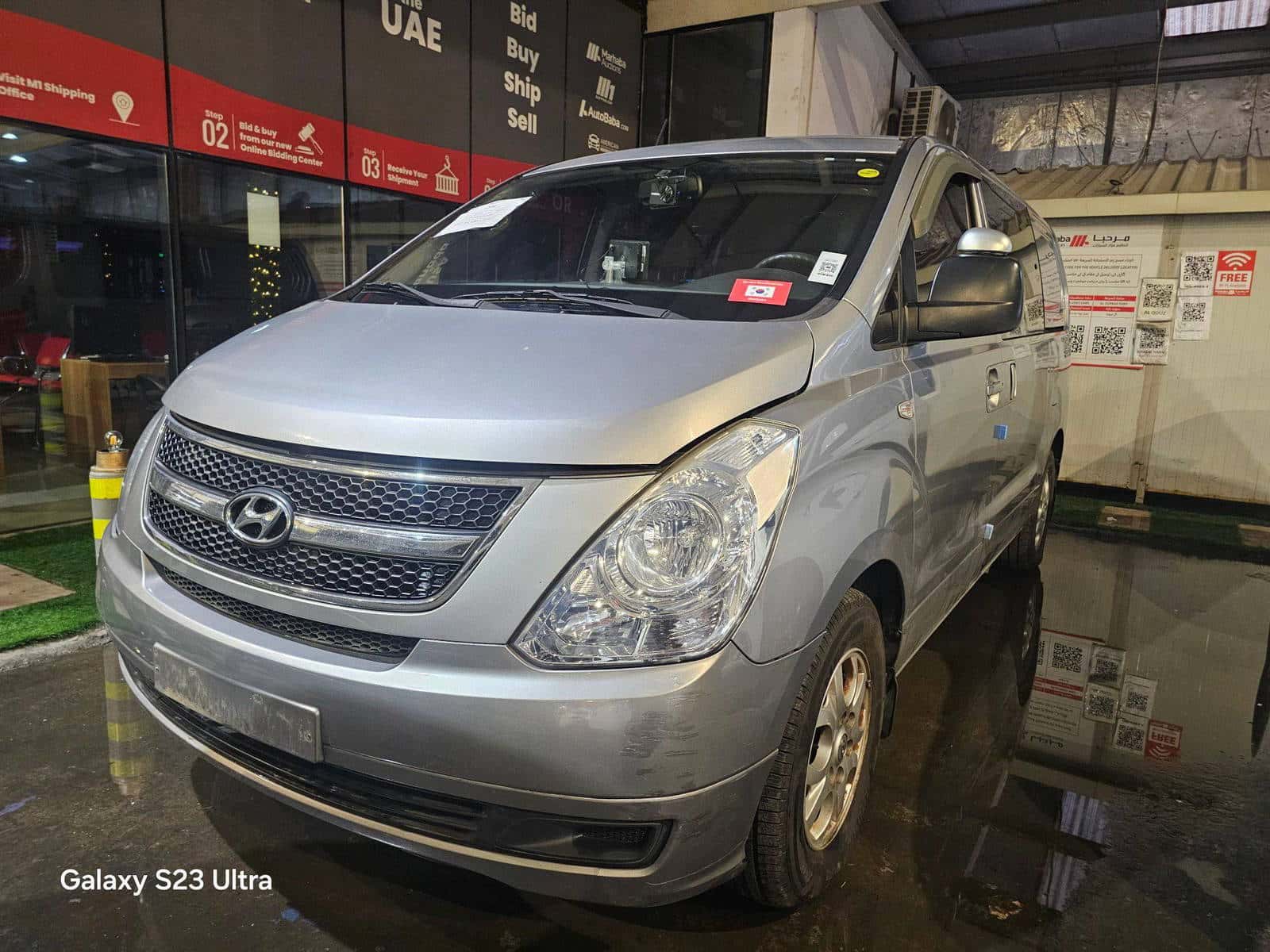 HYUNDAI GRAND STAREX - Exterior