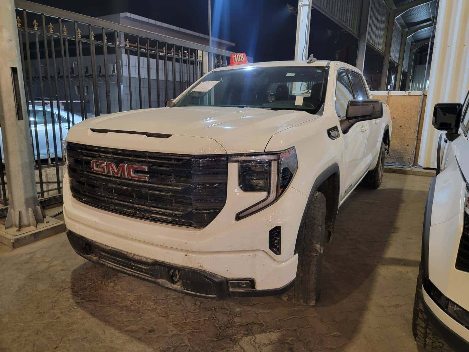 GMC SIERRA K1500 2023 thumbnail 1