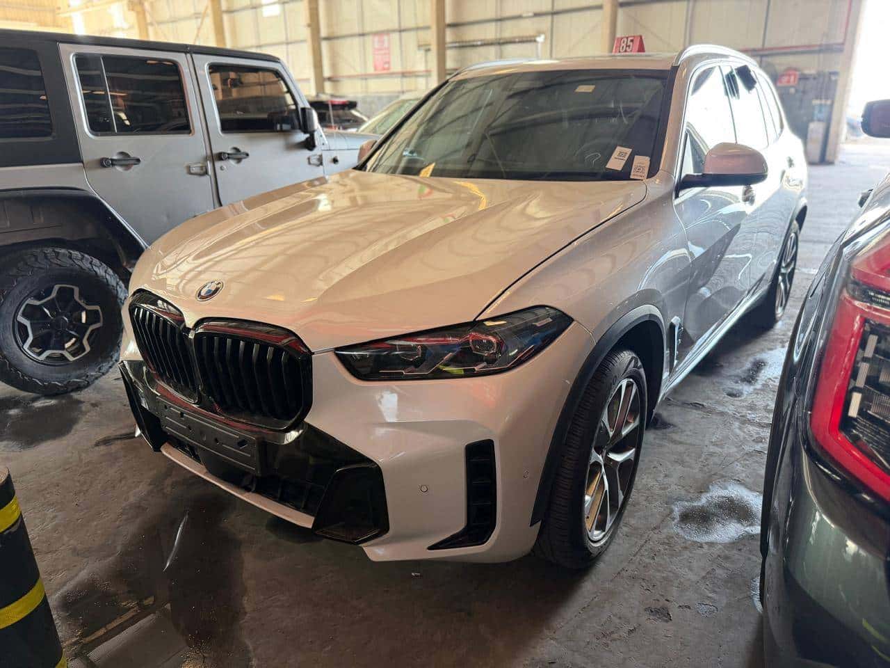 BMW X5 XDRIVE40I 2024 thumbnail 1