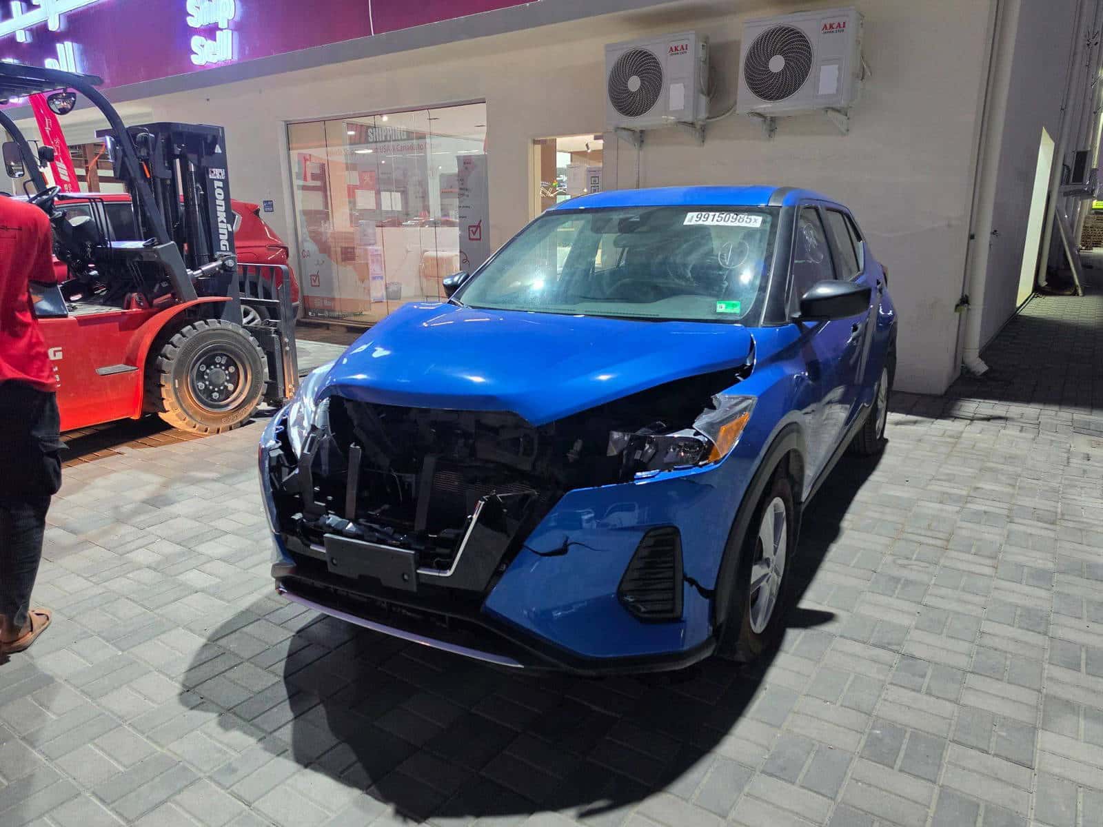 NISSAN KICKS 2023 thumbnail 3