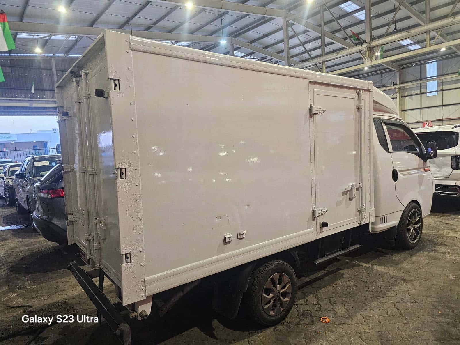 Hyundai PORTER 2 2016 thumbnail 2