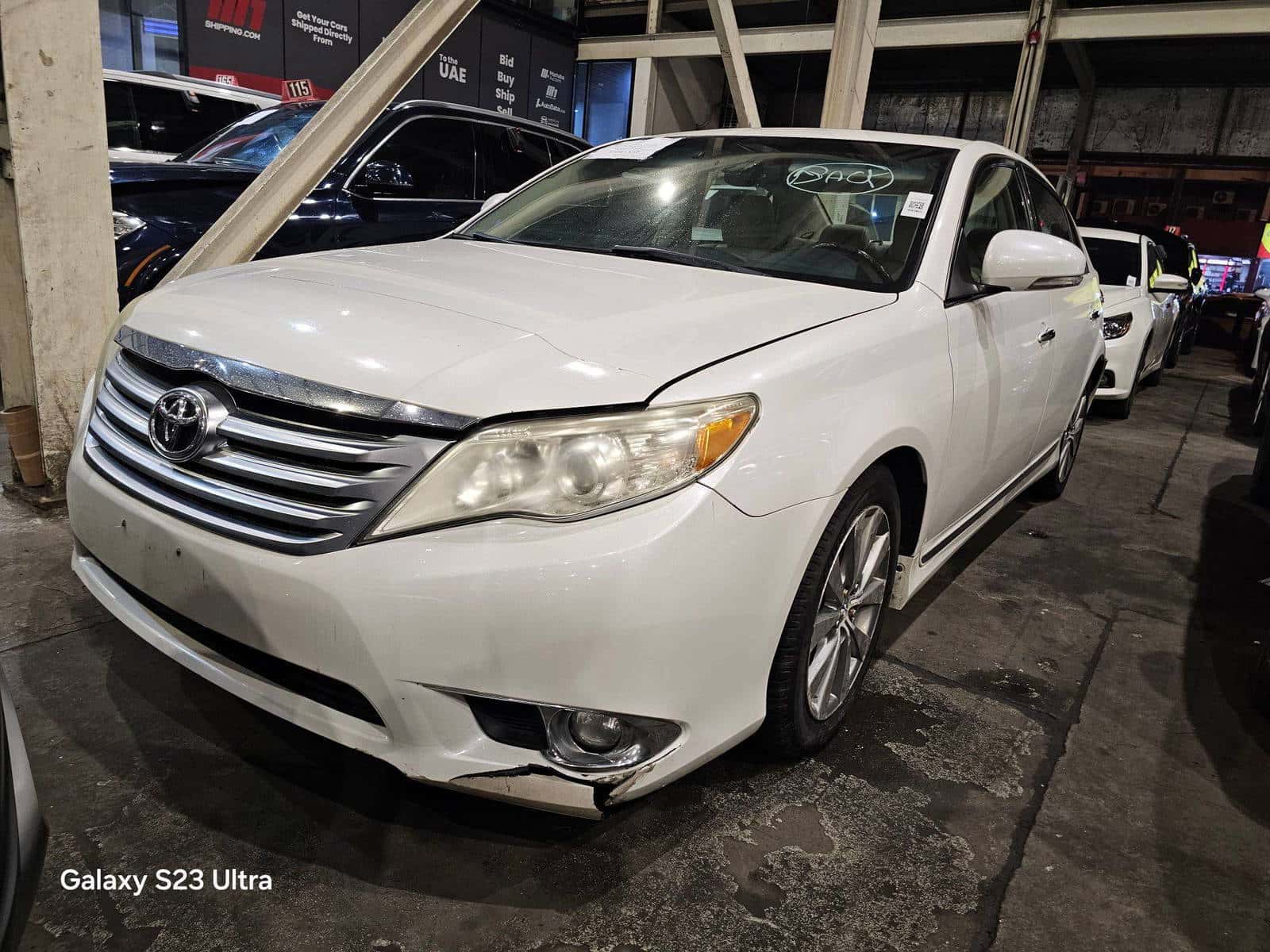 TOYOTA AVALON - Exterior