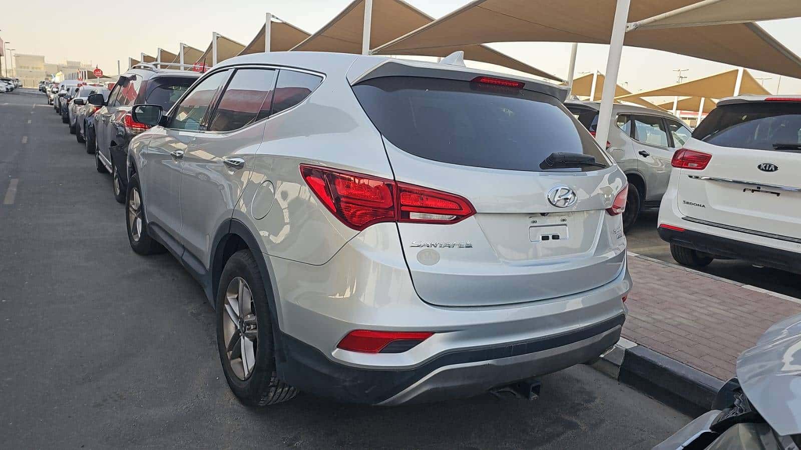 HYUNDAI SANTA FE - Exterior