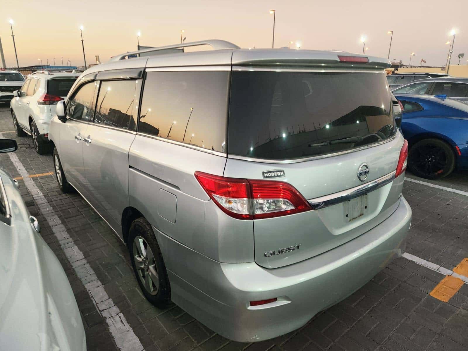 NISSAN QUEST 2017 thumbnail 7