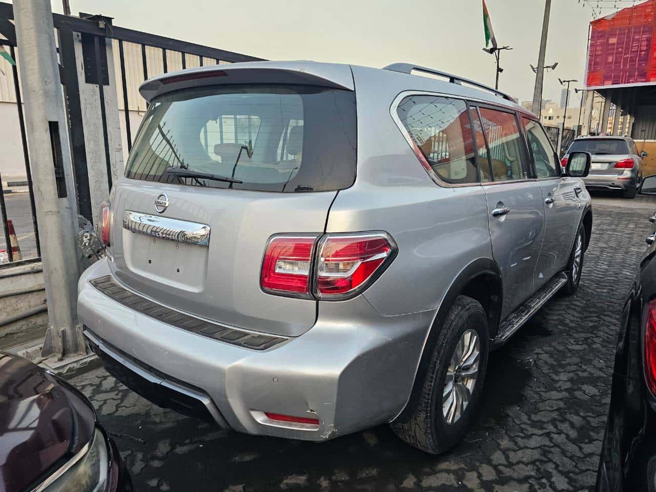 Nissan Armada 2020 thumbnail 4