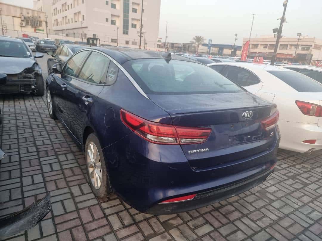Kia Optima 2018 thumbnail 4