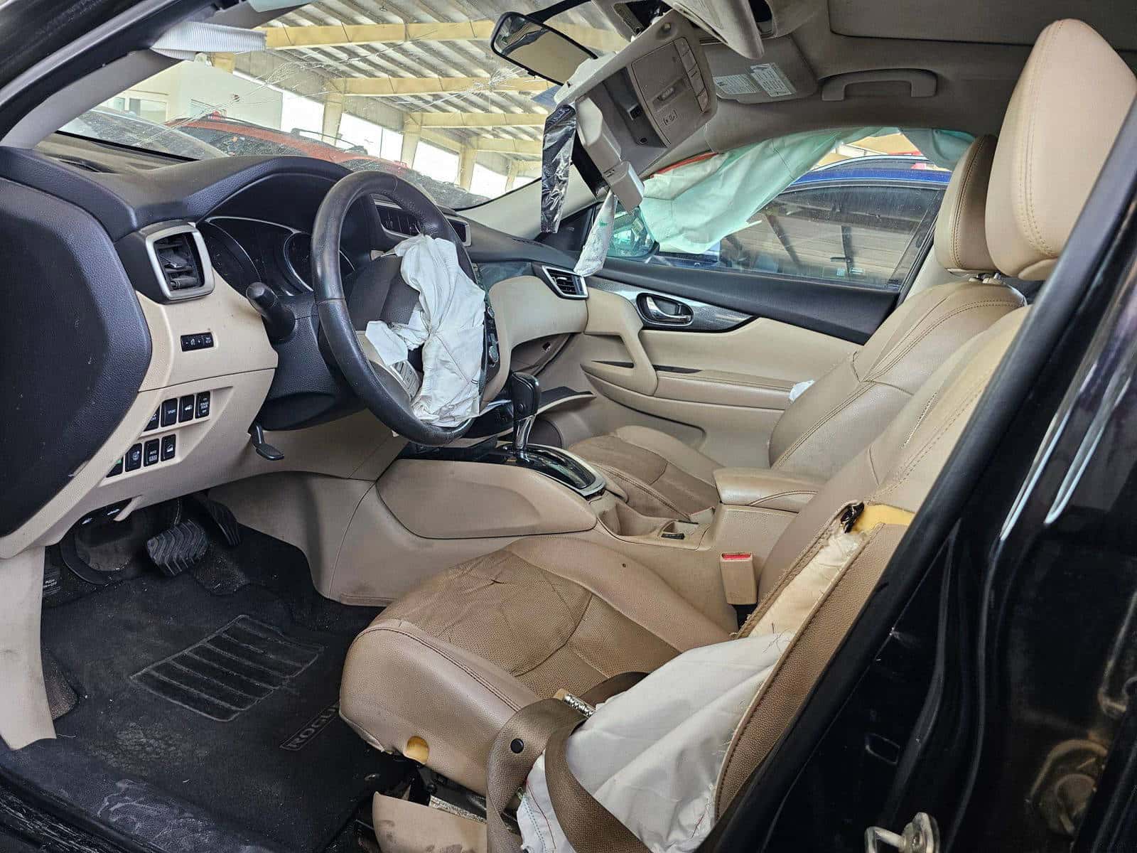 NISSAN ROGUE - Exterior
