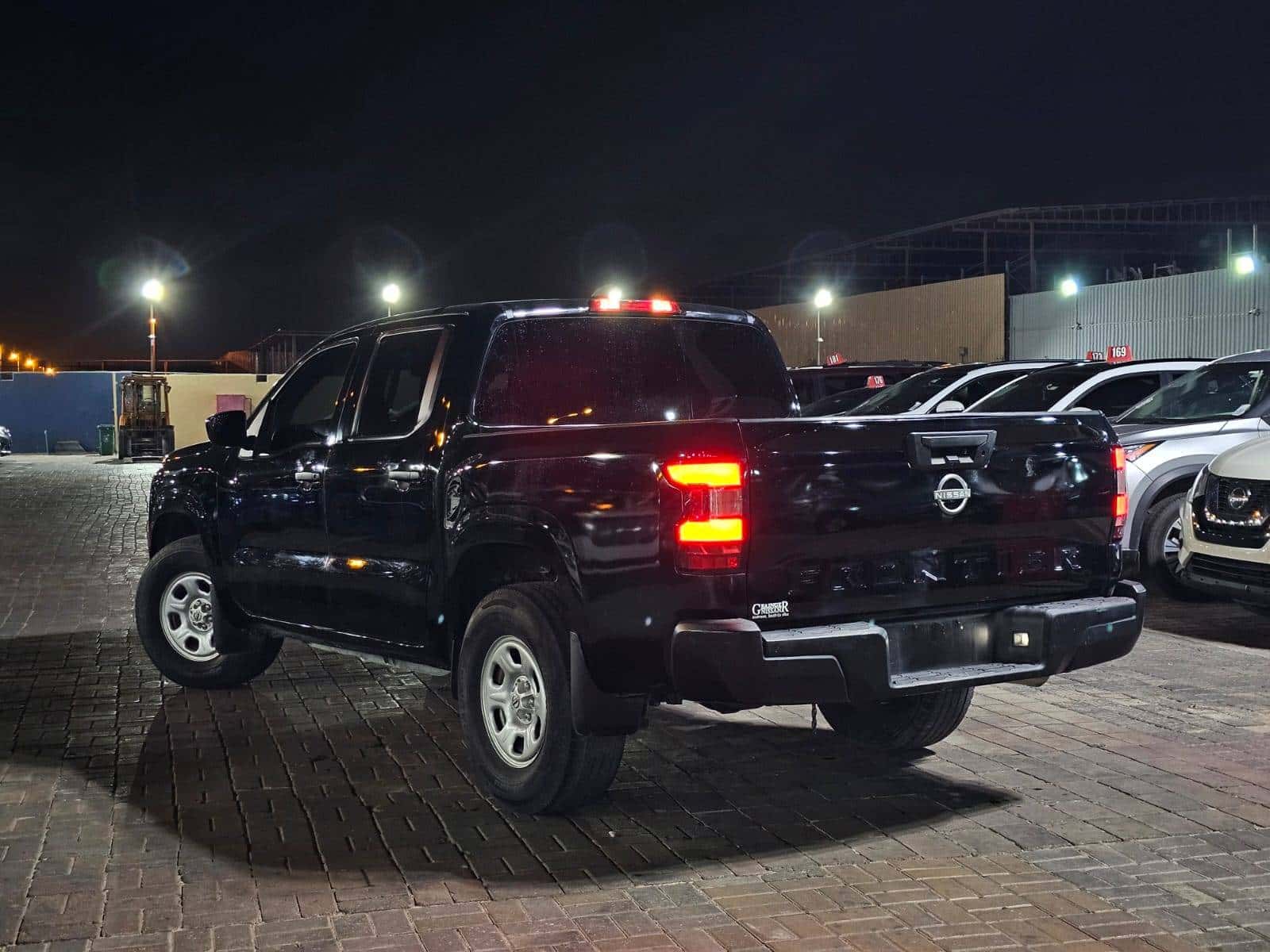 NISSAN FRONTIER 2022 thumbnail 1