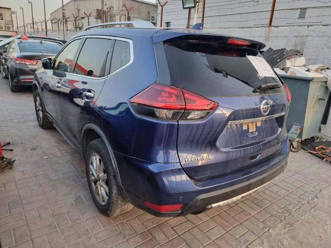 Nissan Rogue 2019 thumbnail 1
